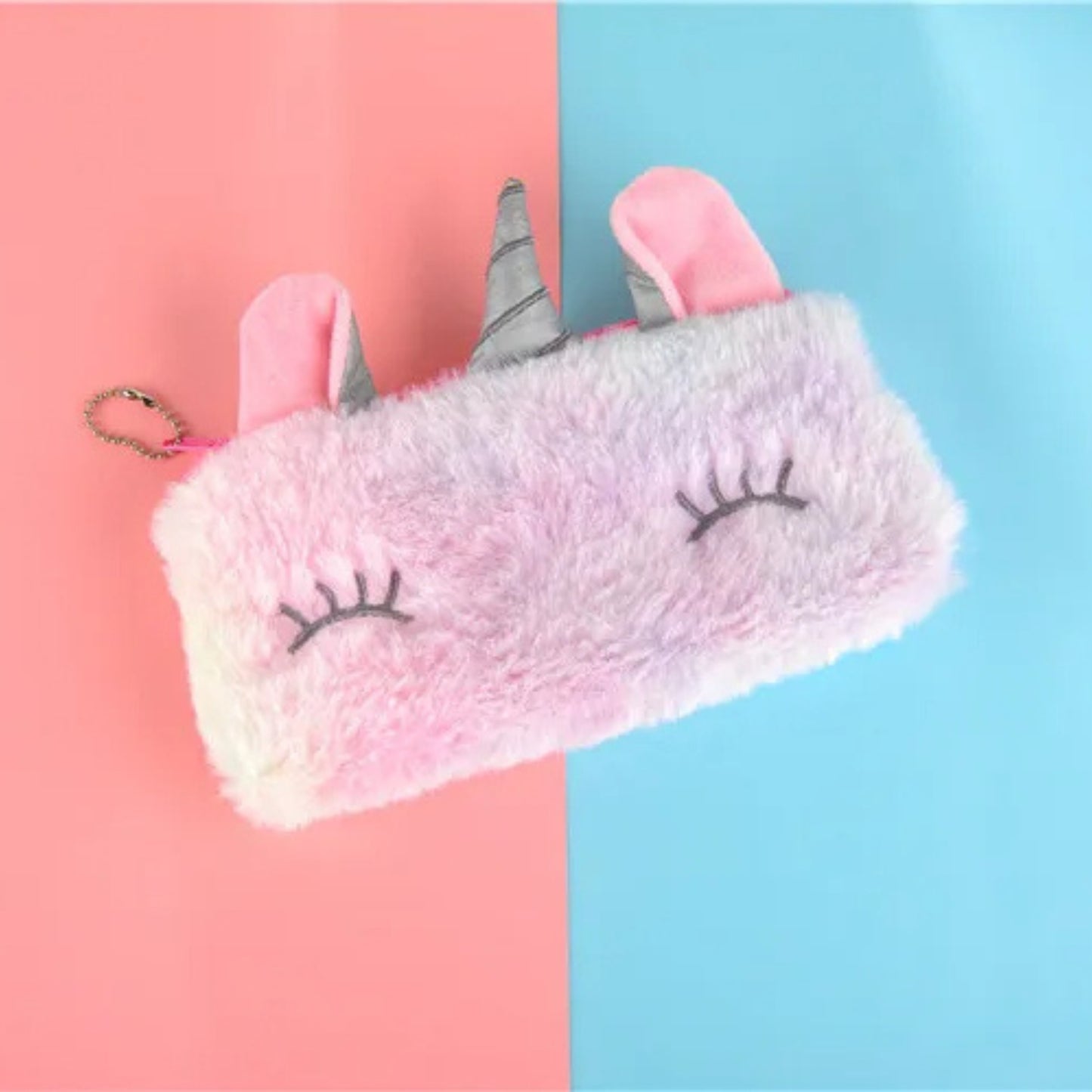 CARTUCHERA DE FELPA DISEÑO TIEDYE KAWAII