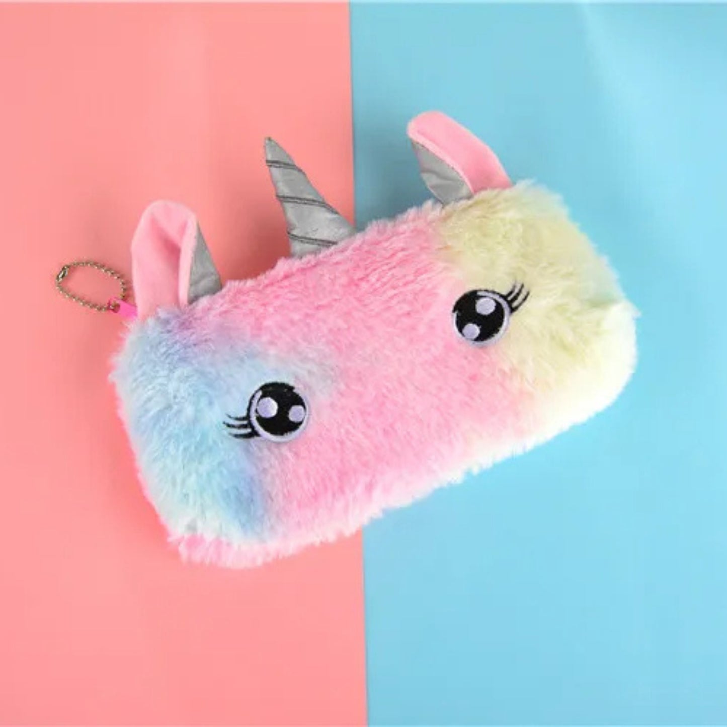 CARTUCHERA DE FELPA DISEÑO TIEDYE KAWAII
