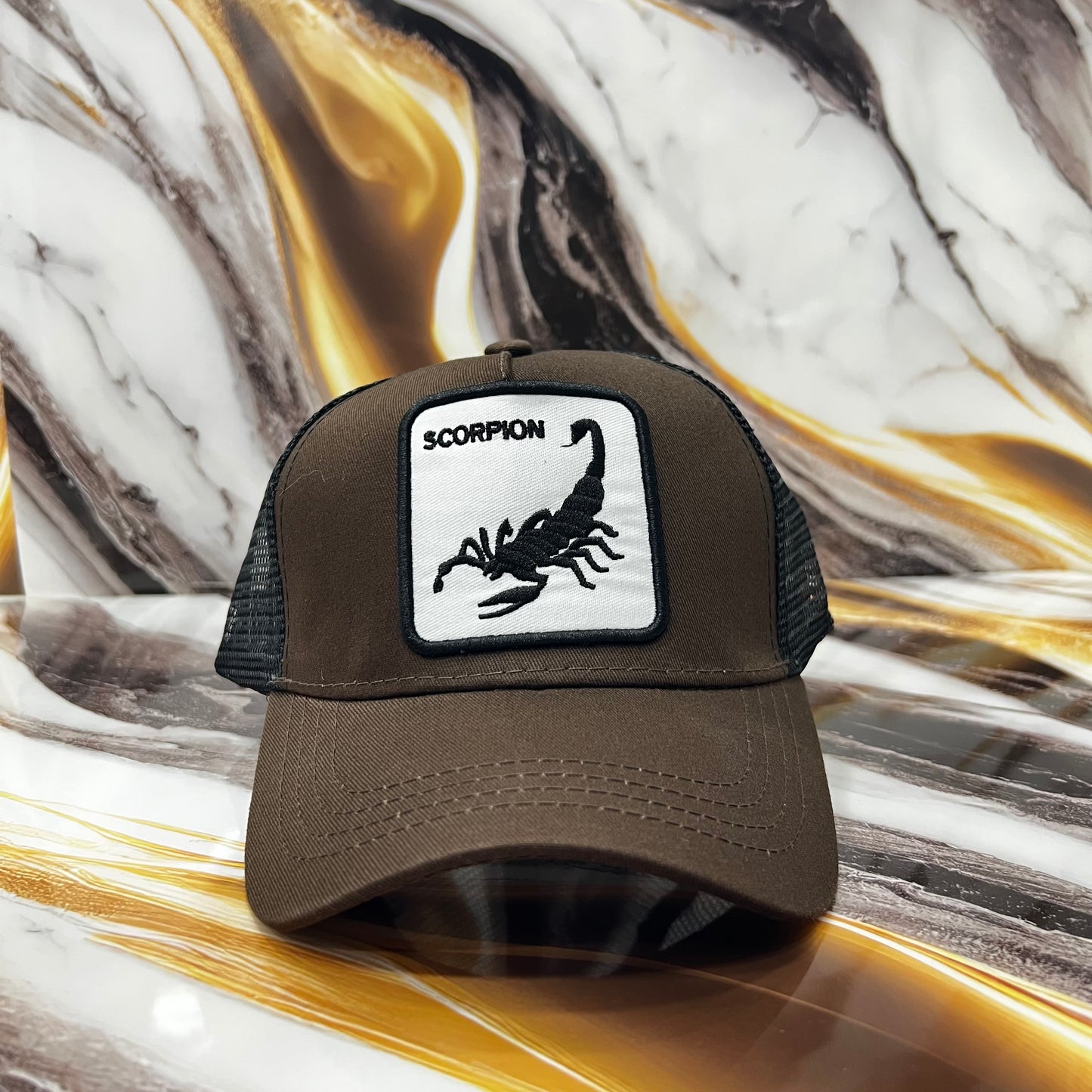 GORRA CON DISEÑO DE ANIMALES