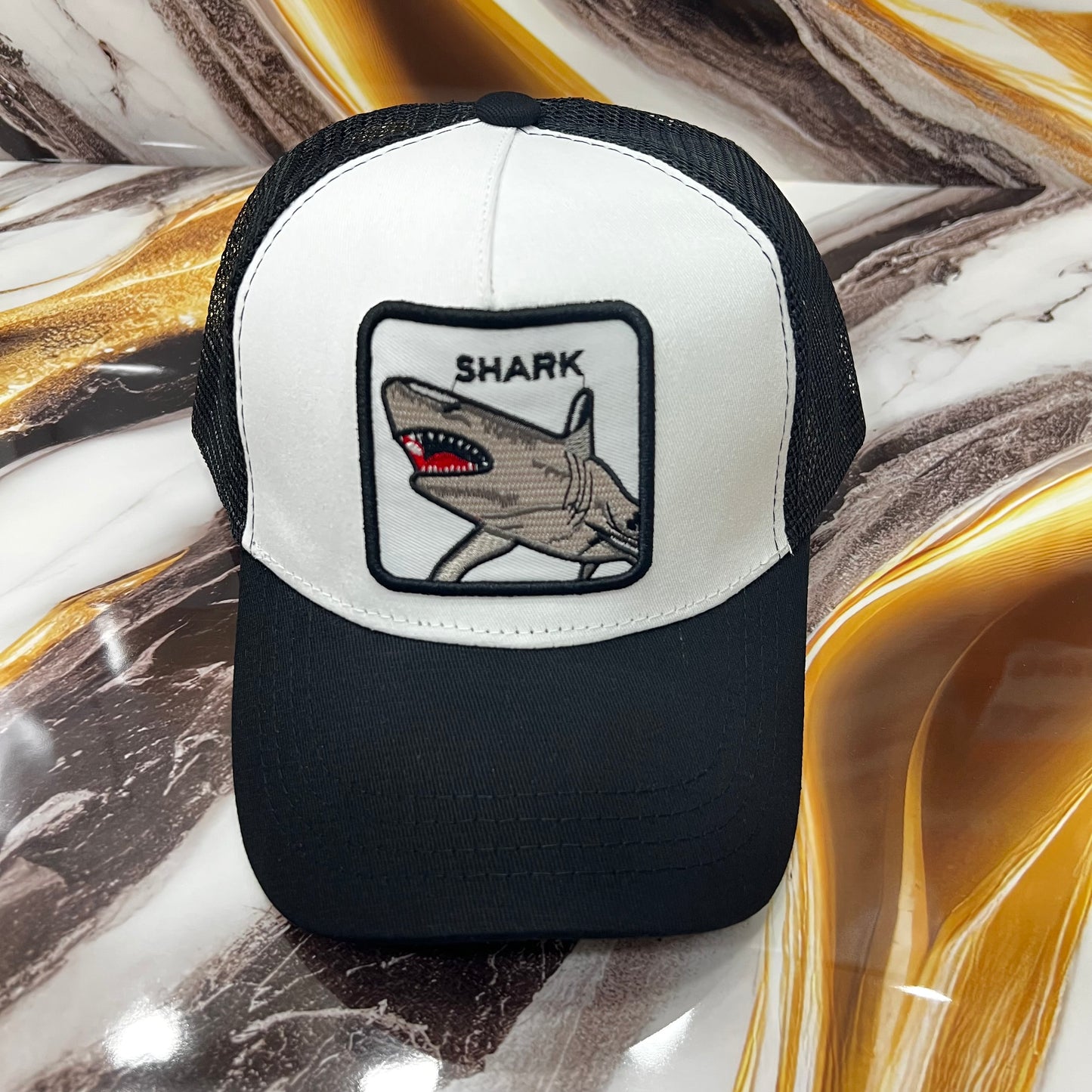 GORRA CON DISEÑO DE ANIMALES